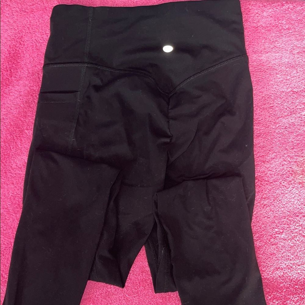 Butt scrunching Black High-Waisted Leggings